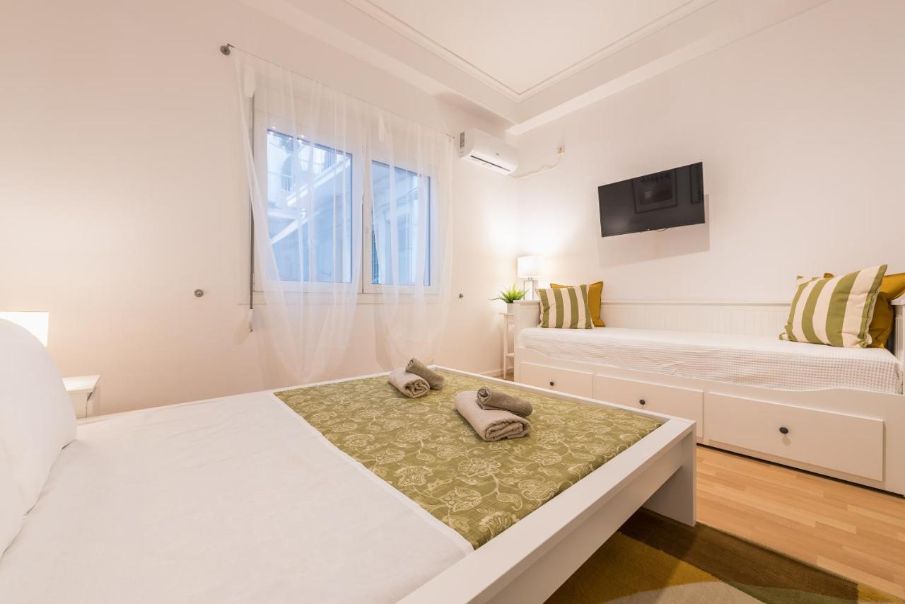 Apartment At Megaro Mousikis St Semi Basement 1Bed 2 Pers Atény Exteriér fotografie