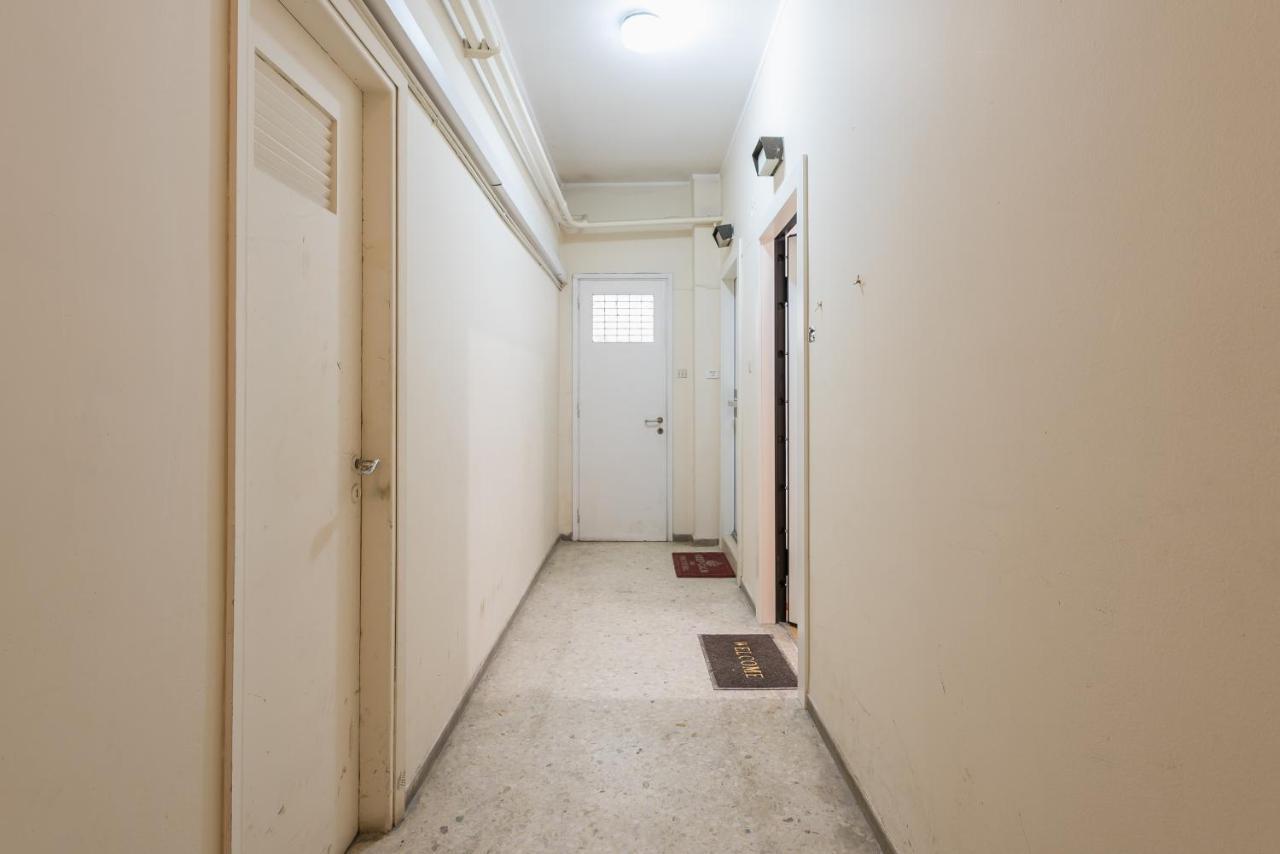 Apartment At Megaro Mousikis St Semi Basement 1Bed 2 Pers Atény Exteriér fotografie